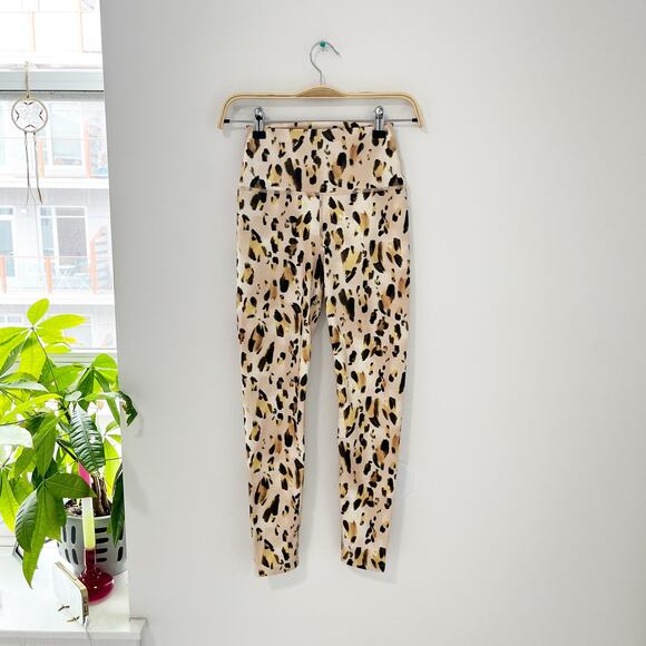 Carbon38 Yellow Animal Print 7/8 Length Leggings Size XS - Picture 1 of 4